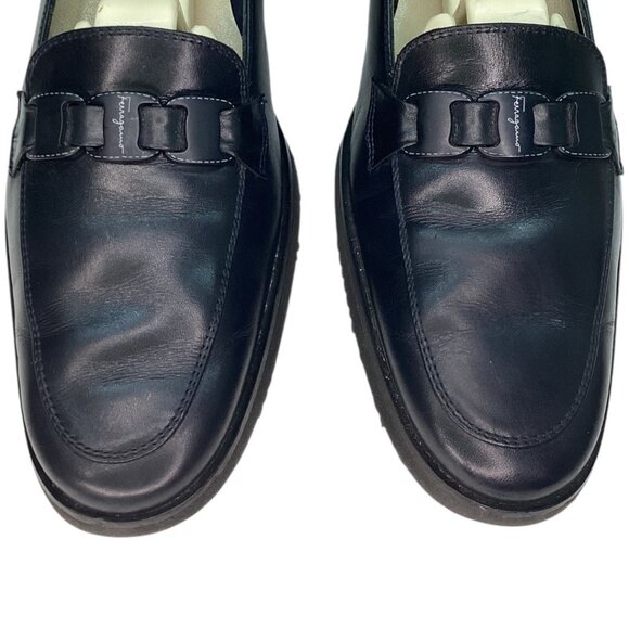 Salvatore Ferragamo Navy Leather Loafers w/ Ferragamo logo buckle Size 10 / 4A - Picture 6 of 10
